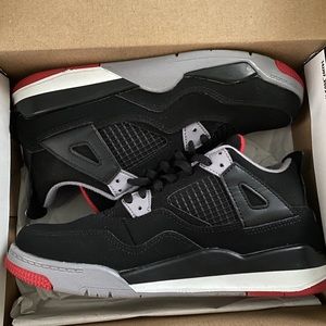 Jordan retro 4